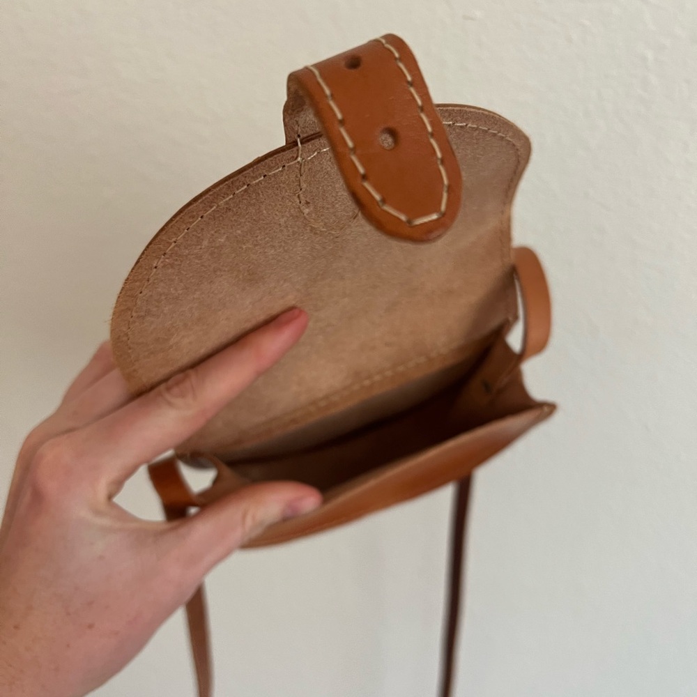 Handmade mini crossbody purse crafted from genuine leather in Greece 🇬🇷 - Picture 4 of 9